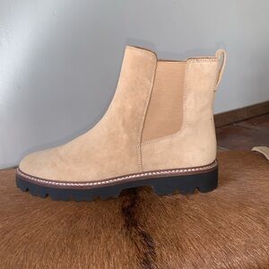 Womens Madewell Chelsea lug sole